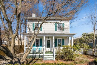 449 Melbourne Ave, Mamaroneck, NY 10543