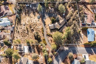 1703 NE Meadow Ln, Bend, OR 97701