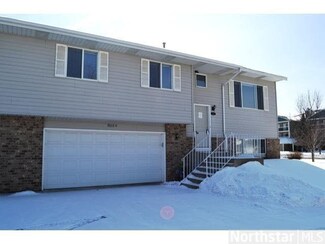 7612 7612 157th St W, Apple Valley, MN 55124