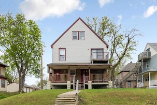 2430 R St, Lincoln, NE 68503