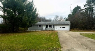 6784 Remlinger Rd, Crestline, OH 44827