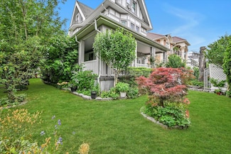 88-38 191st St, Jamaica, NY 11423