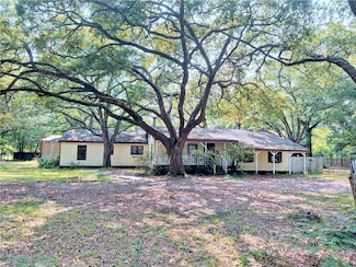 62037 Wild Flower Ln, Lacombe, LA 70445