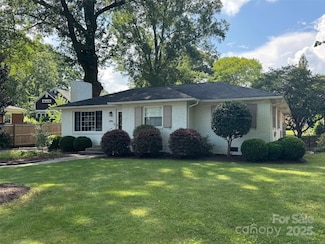 3210 Cambridge Rd, Charlotte, NC 28209