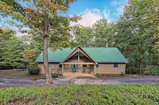 4691 Dogwood Cir, Young Harris, GA 30582
