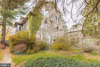 7312 Bryan St, Philadelphia, PA 19119
