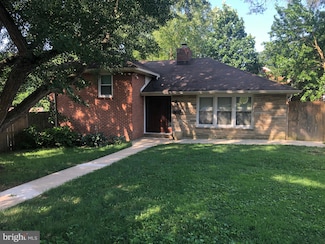 11 Woodsway Rd, Wilmington, DE 19809