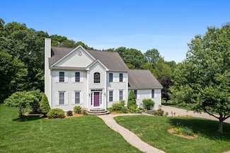 21 Sabina Cir, Rochdale, MA 01542