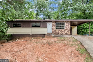 6109 Oakwood Cir SW, Covington, GA 30014