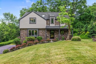 2972 E Hardies Rd, Gibsonia, PA 15044