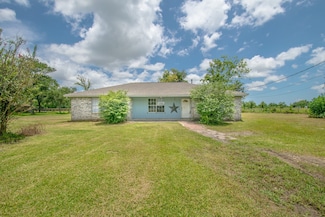 2127 County Road 163, Alvin, TX 77511