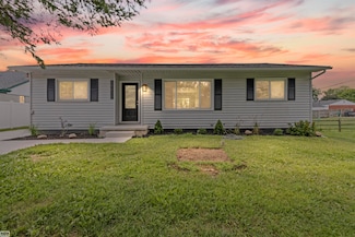 39839 Utica Rd, Sterling Heights, MI 48313