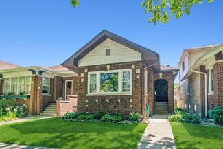 5425 N Bernard St, Chicago, IL 60625