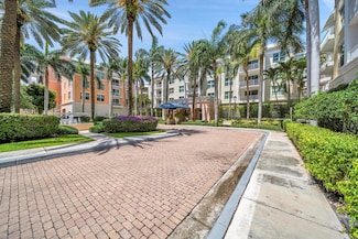 802 W Windward Way Unit 204, Lantana, FL 33462