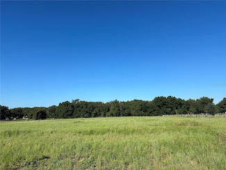 873 C F Kinney Rd, Waverly, FL 33877