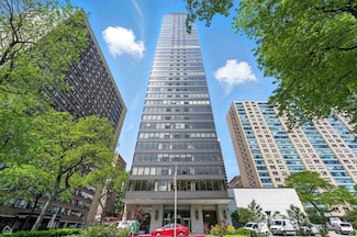 3150 N Lake Shore Dr Unit 29F, Chicago, IL 60657