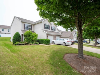 12222 Stratfield Place Cir, Pineville, NC 28134