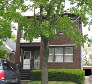 221 E 29th St, Erie, PA 16504