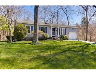 117 Sheryl Dr, Whitinsville, MA 01588