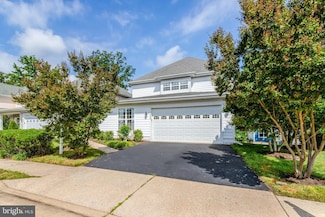 8552 Bauer Cir, Springfield, VA 22152
