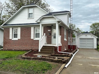 505 N Saint Clair St, Altamont, IL 62411