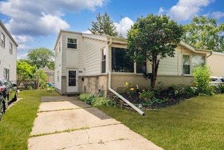381 N 4th Ave Unit B, Des Plaines, IL 60016