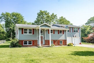 453 Falls Ave, New Castle, PA 16105