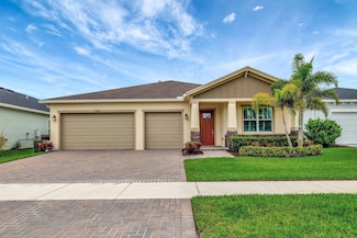 399 SE Mulberry Way, Port Saint Lucie, FL 34984