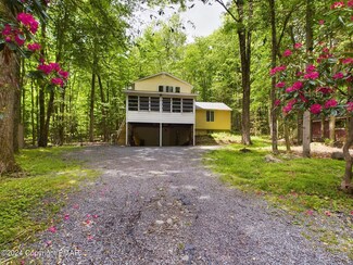 136 Comanche Trail, Pocono Lake, PA 18347