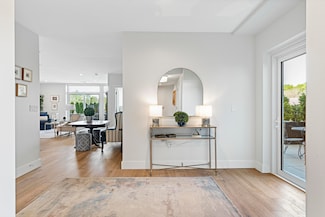 267 U S 1 Unit 211, Falmouth, ME 04105
