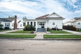 417 W 4th St, Bicknell, IN 47512