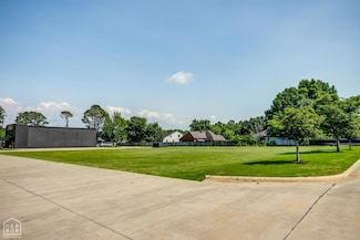 325 W Parker Rd, Jonesboro, AR 72404
