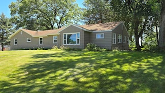 514 E Grant St, Poynette, WI 53955