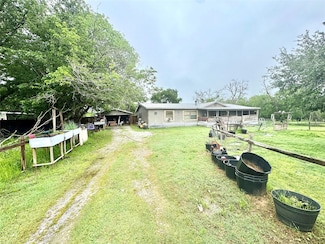 1560 Fm 27, Wortham, TX 76693