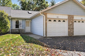 664 1/2 E Heather Dr, Bloomington, IN 47401