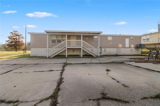 5121 NW Adams St, Lafitte, LA 70067