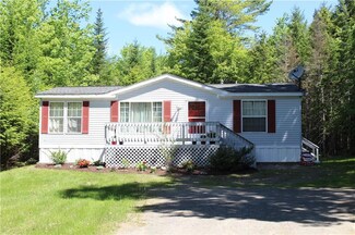98 Old Stagecoach Rd, Alton, ME 04468