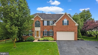 609 Corsair Ct, Sykesville, MD 21784