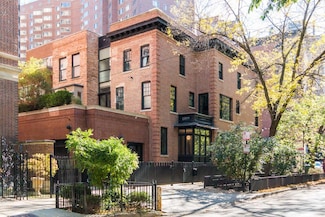 1401 N Astor St, Chicago, IL 60610