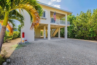 872 La Paloma Rd, Key Largo, FL 33037