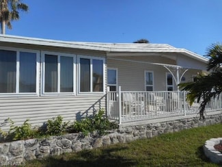5731 Captain John Smith Loop, North Fort Myers, FL 33917