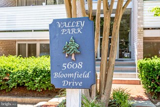 5608 Bloomfield Dr Unit 201, Alexandria, VA 22312