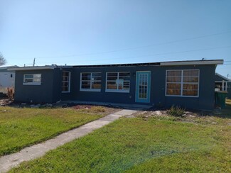 854 Conreid Dr NE, Port Charlotte, FL 33952