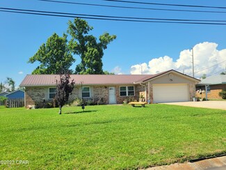 4135 Russell Ln, Panama City, FL 32404