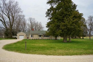 17821 N Old Number 7, Sturgeon, MO 65284