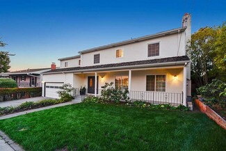 940 Crestview Dr, San Carlos, CA 94070