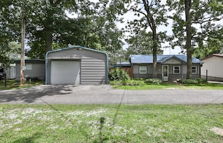3292 Lakeview Dr, Flemington, MO 65650