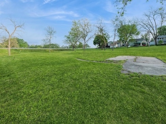 103 Elm St, de Soto, IA 50069