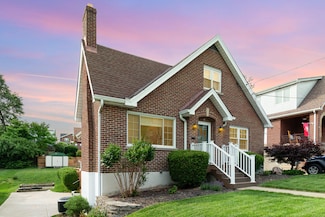 17 Overlook Dr, Fort Thomas, KY 41075