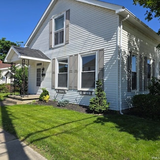 314 S 6th St, Vincennes, IN 47591